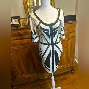 Bebe Addiction Black and White Geometric Dress Studs XS 2
